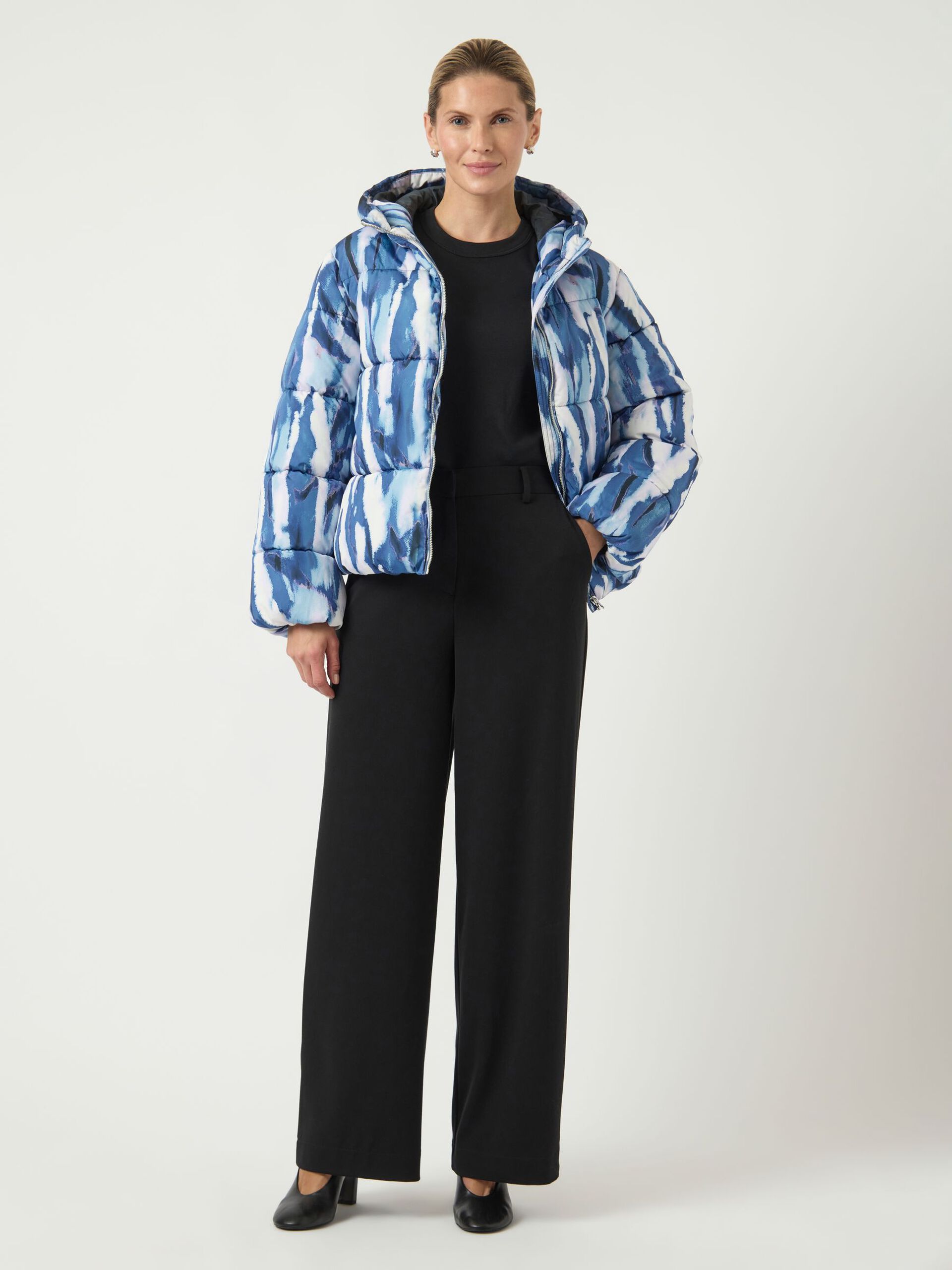 Carousel image - YASMYRANO PADDED JACKET, Vista Blue | 5