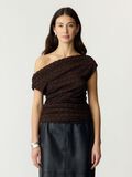 Product image thumbnail - YASKATANA OFF-SHOULDER TOP, Coffee Bean | 1