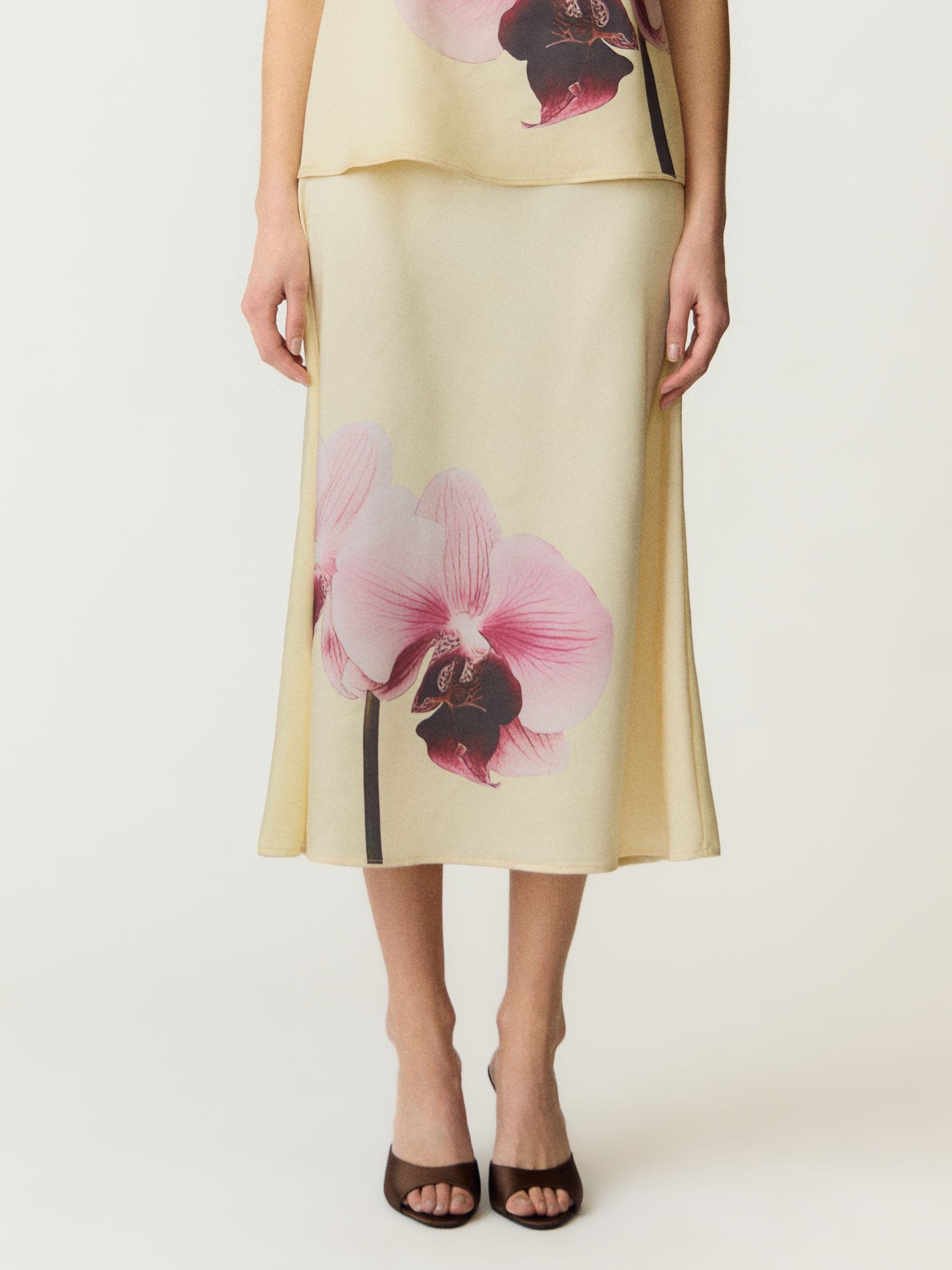 YASORCHIDA SATIN MIDI SKIRT | Yellow | YAS® Belgium