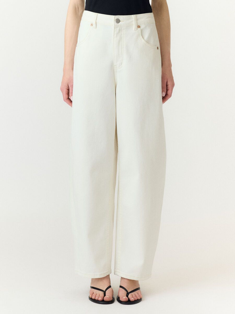 Product tile image YASLUA ANKEL BARREL FIT JEANS, Ecru 26039223_Ecru