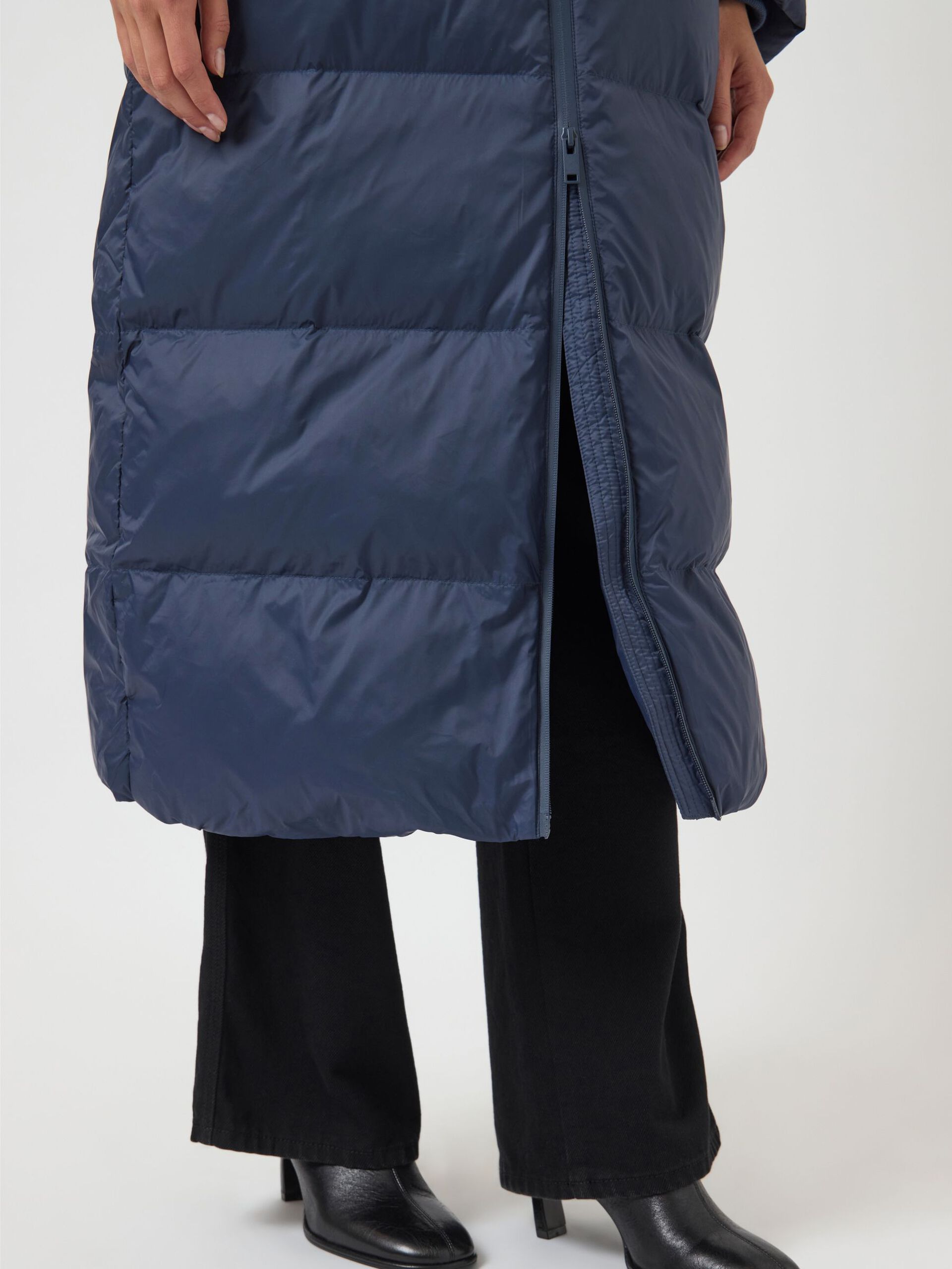 Carousel image - YASPOPPEL DOWN BLEND COAT, Navy Blazer | 6
