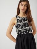 YAS YASMIRI LÅNG SNÖRDETALJ MIDIKLÄNNING, Black, highres - 26038587_Black_006.jpg