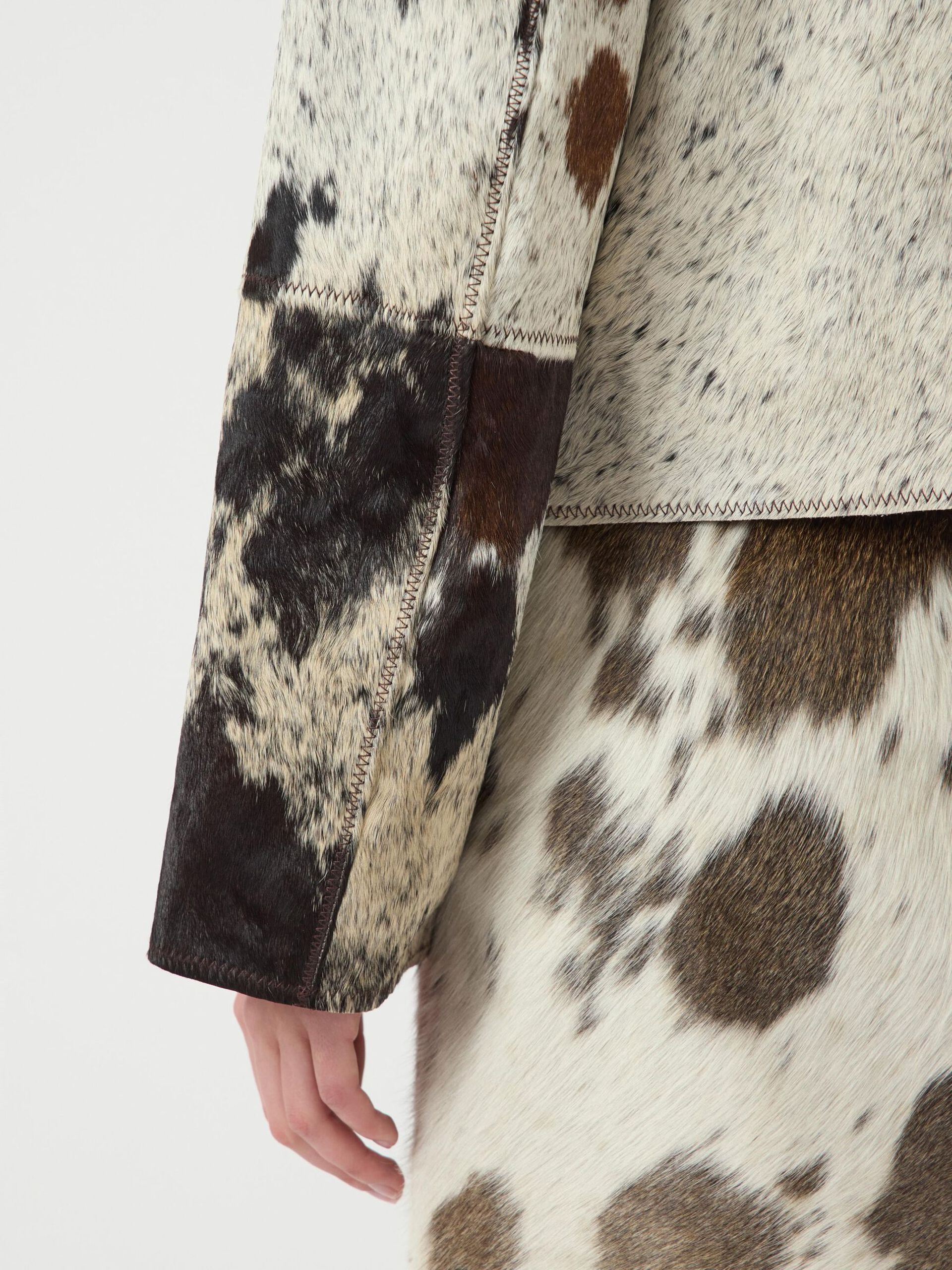 Carousel image - YASCAROLINE COW LEATHER JACKET, Chocolate Brown | 7