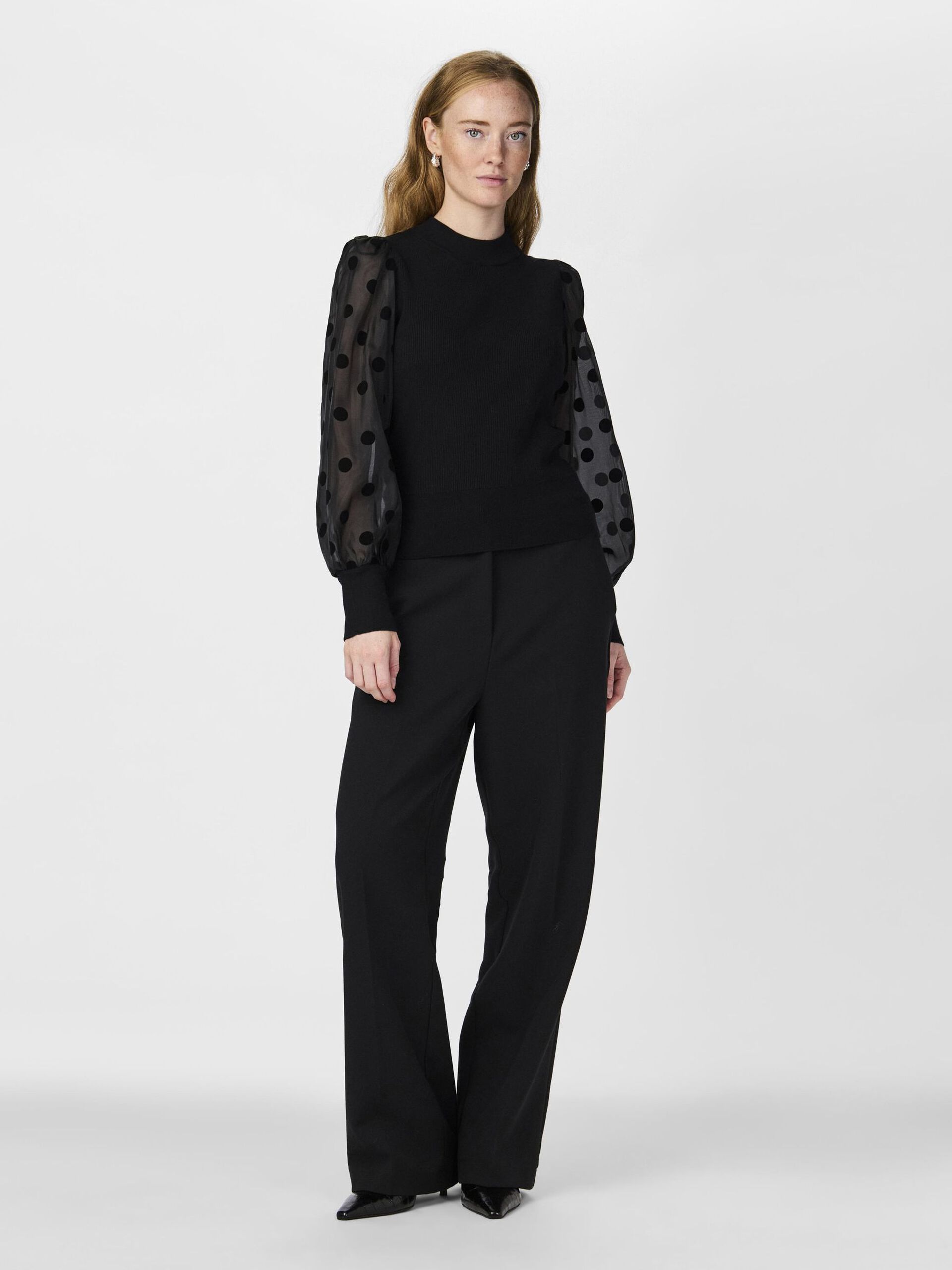 Carousel image - YASDOTME TOP MIT BALLONÄRMELN, Black | 4