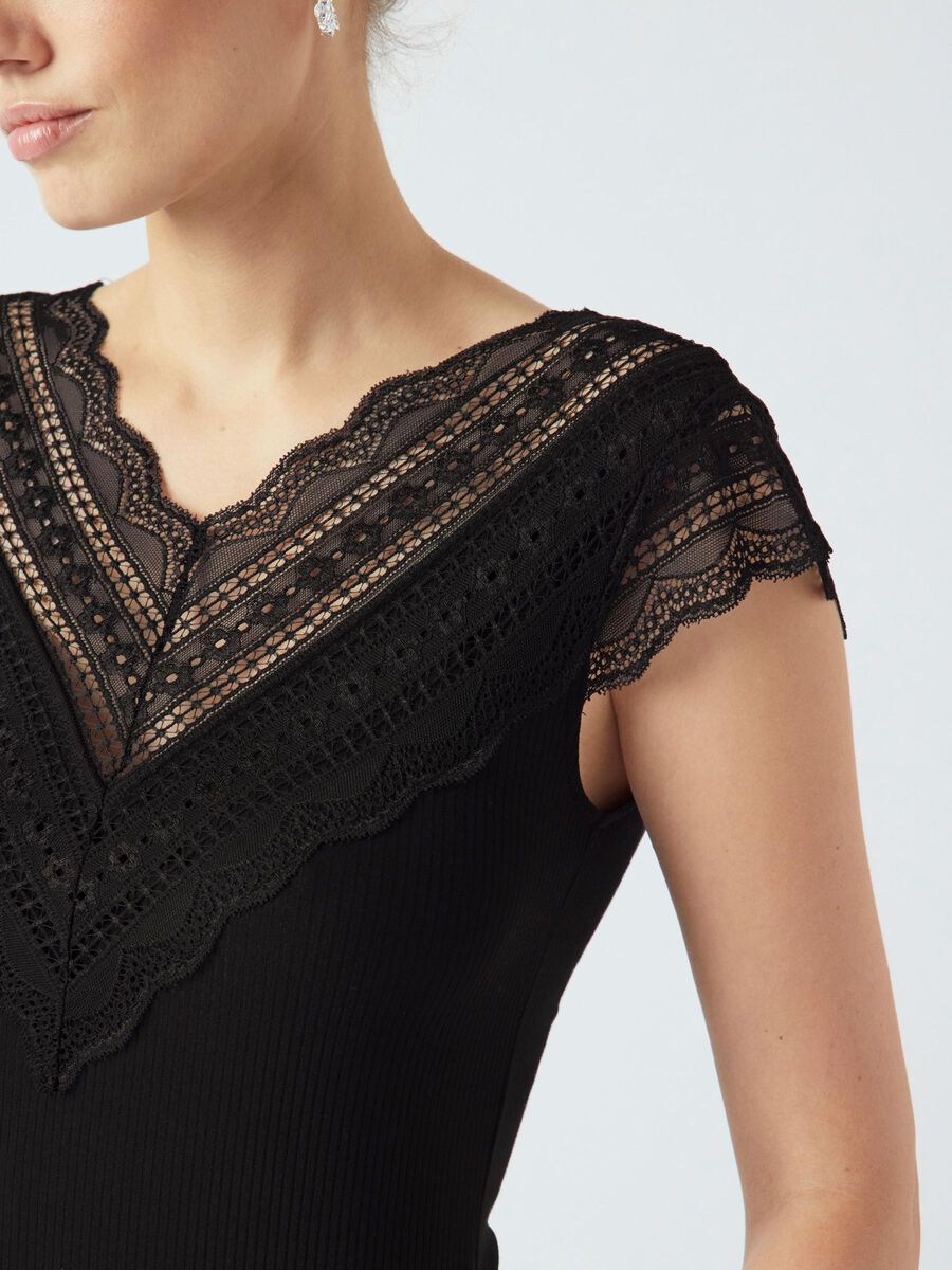 Carousel image - YASELLINA TOP, Black | 3