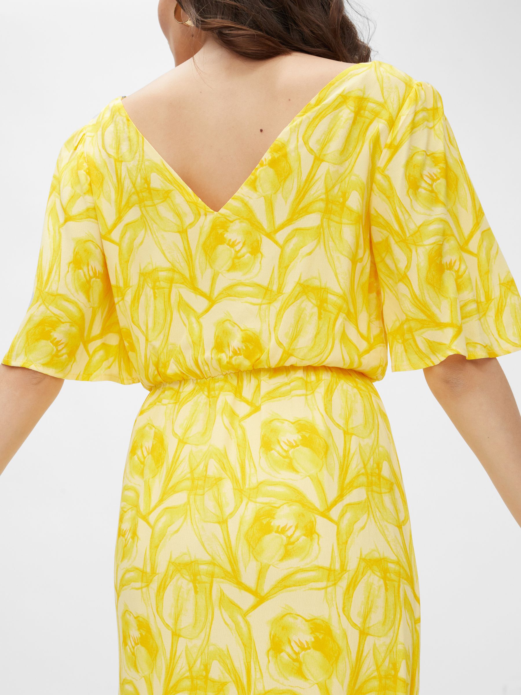 robe mellow yellow