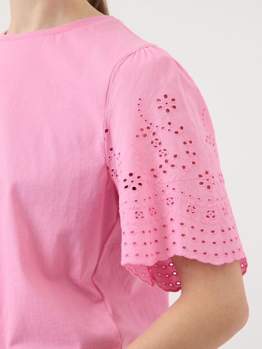 Carousel image - YASLEX - BRODERIE ANGLAISE T-SHIRT, Moonlite Mauve | 3