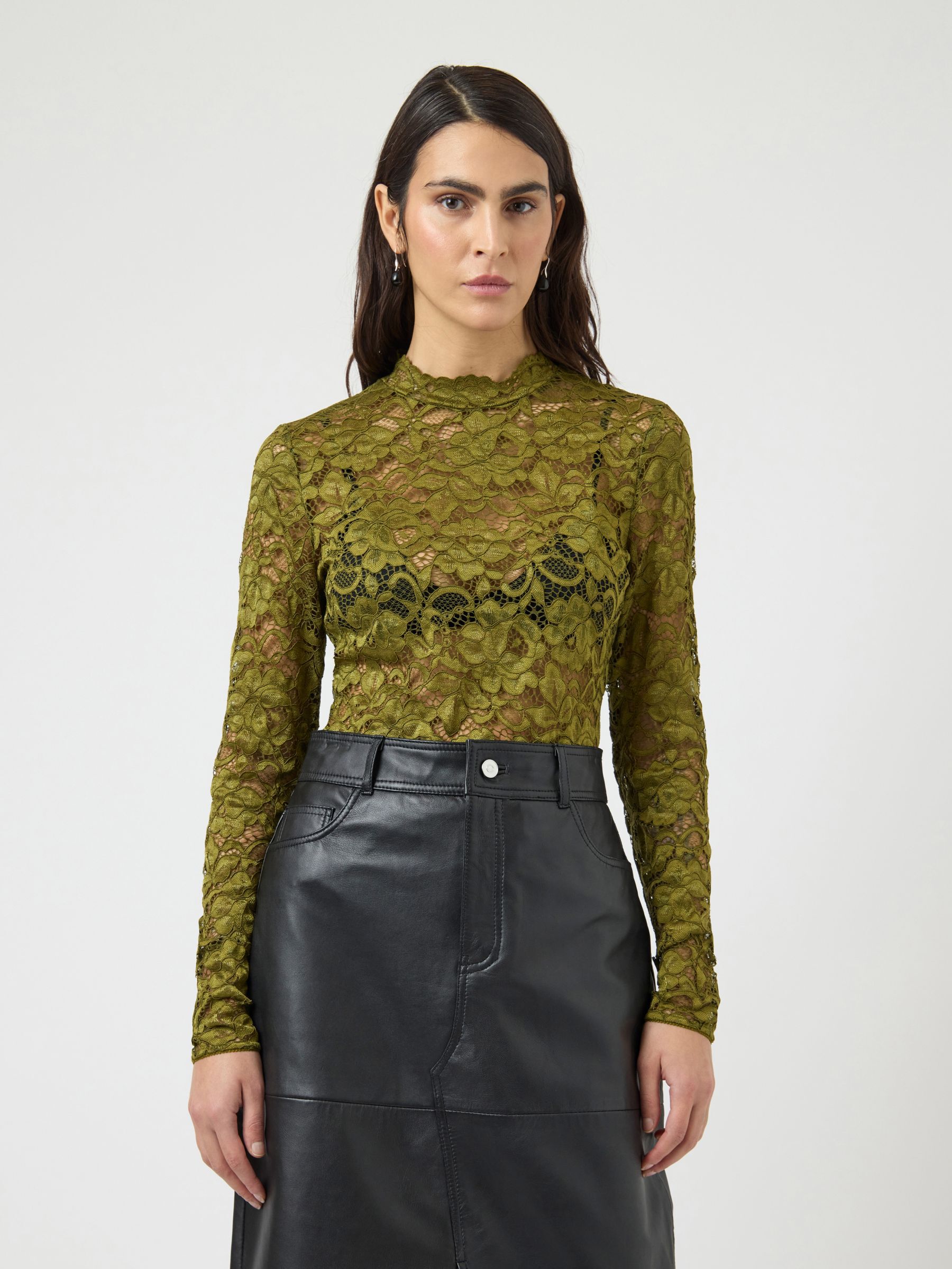 Tops - Buy tops for women at the official YAS online shop!