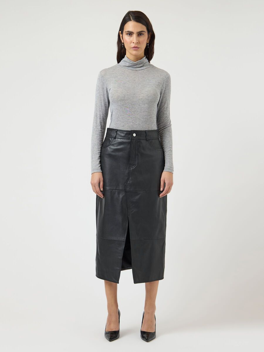 Product carousel image - YASMINA FALDA MIDI DE CUERO, Black | 1