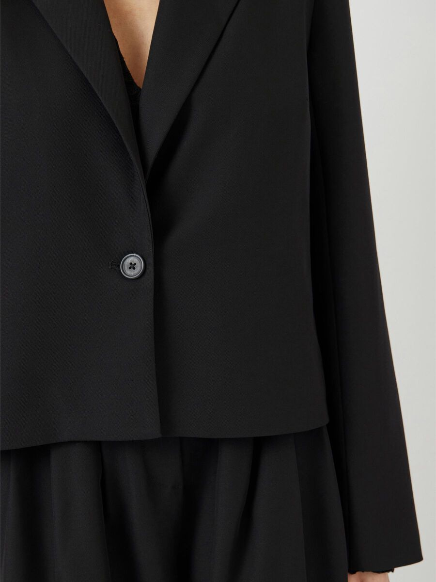 Carousel image - YASDAKOTA CROPPED BLAZER, Black | 3