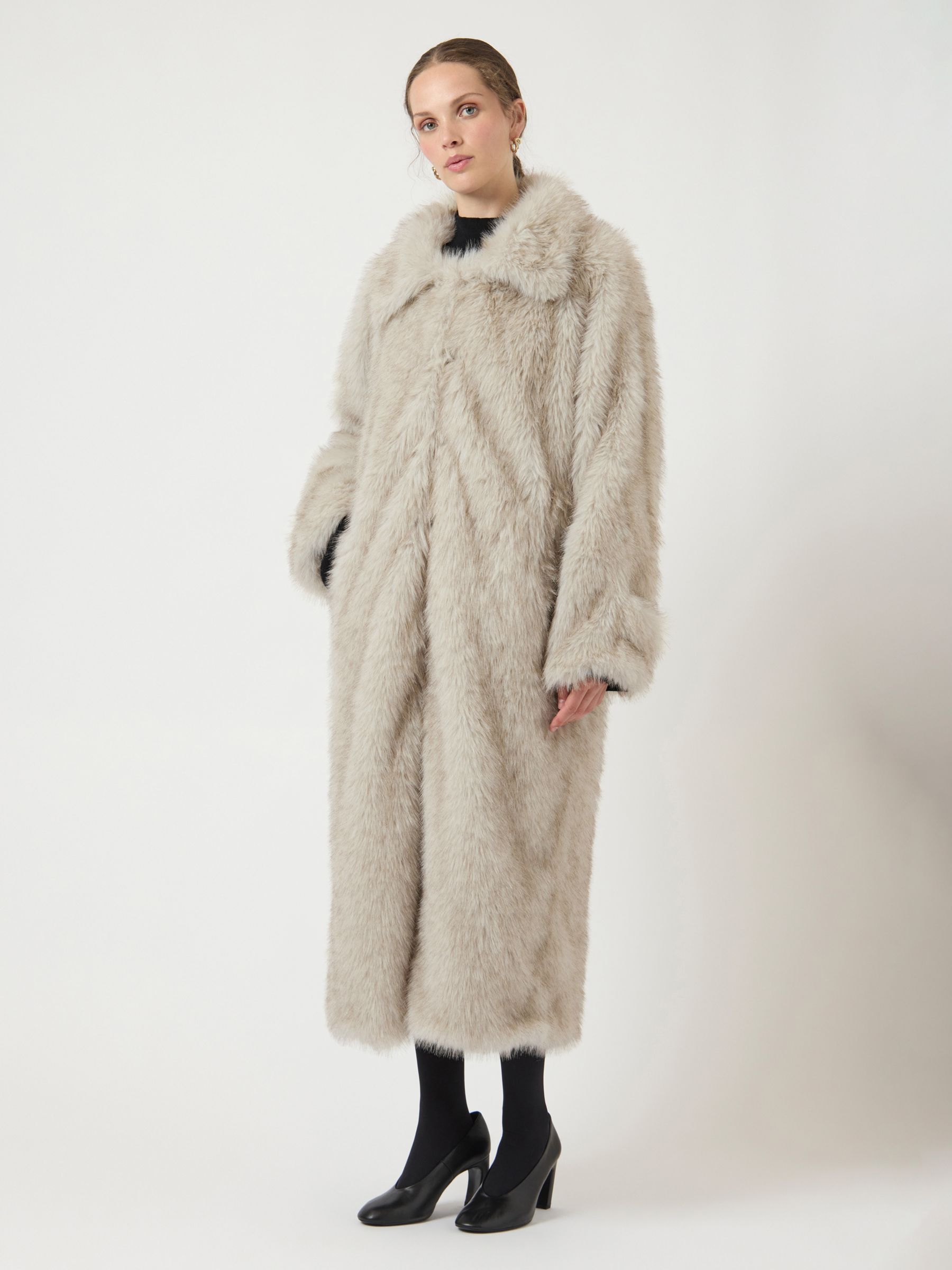 YASPAULA LANG IMITATIEBONT LANGE JAS | Grijs | YAS® Nederland