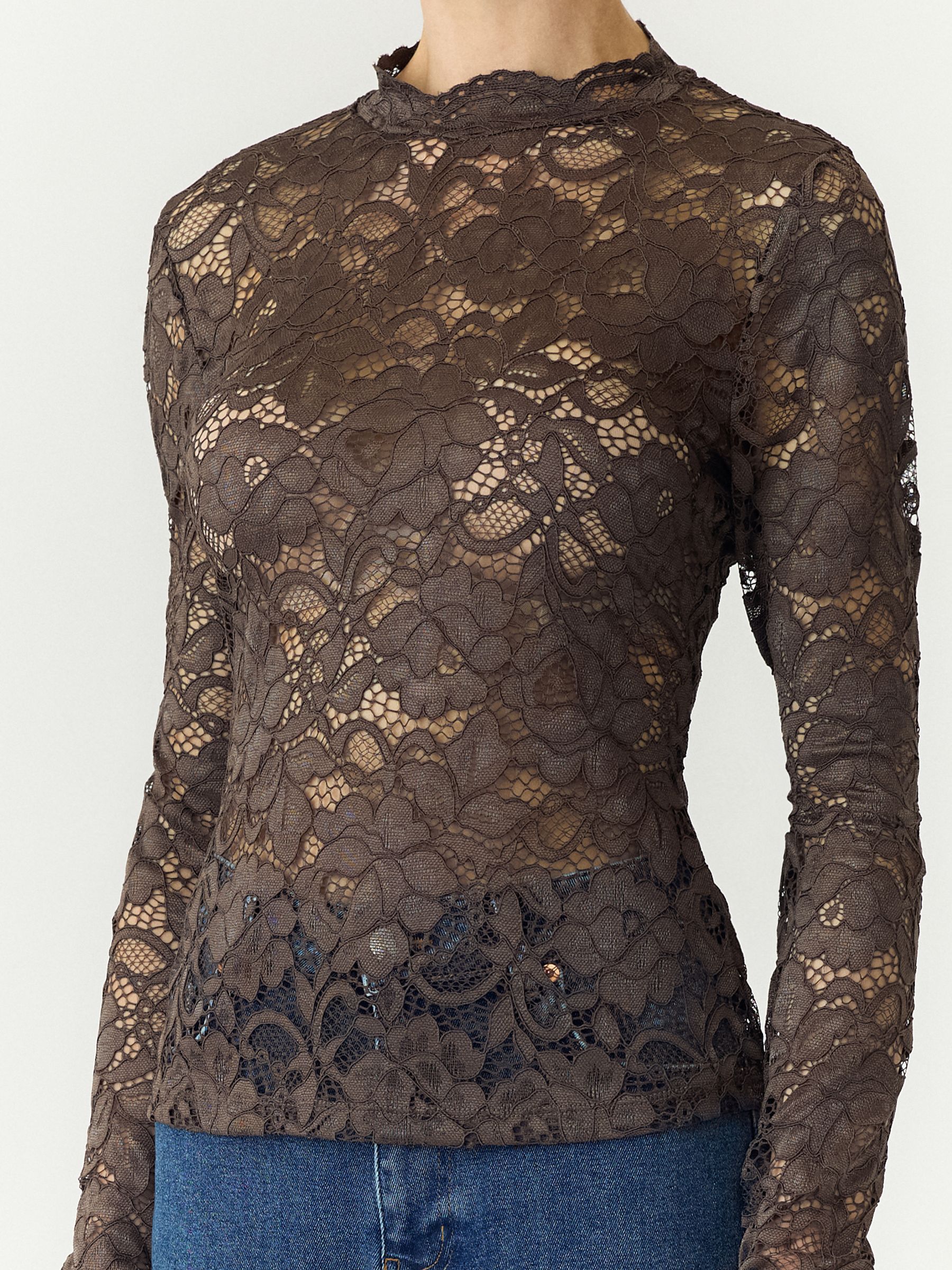 YASLACEY LACE LONG SLEEVED TOP | Brown | YAS® Netherlands
