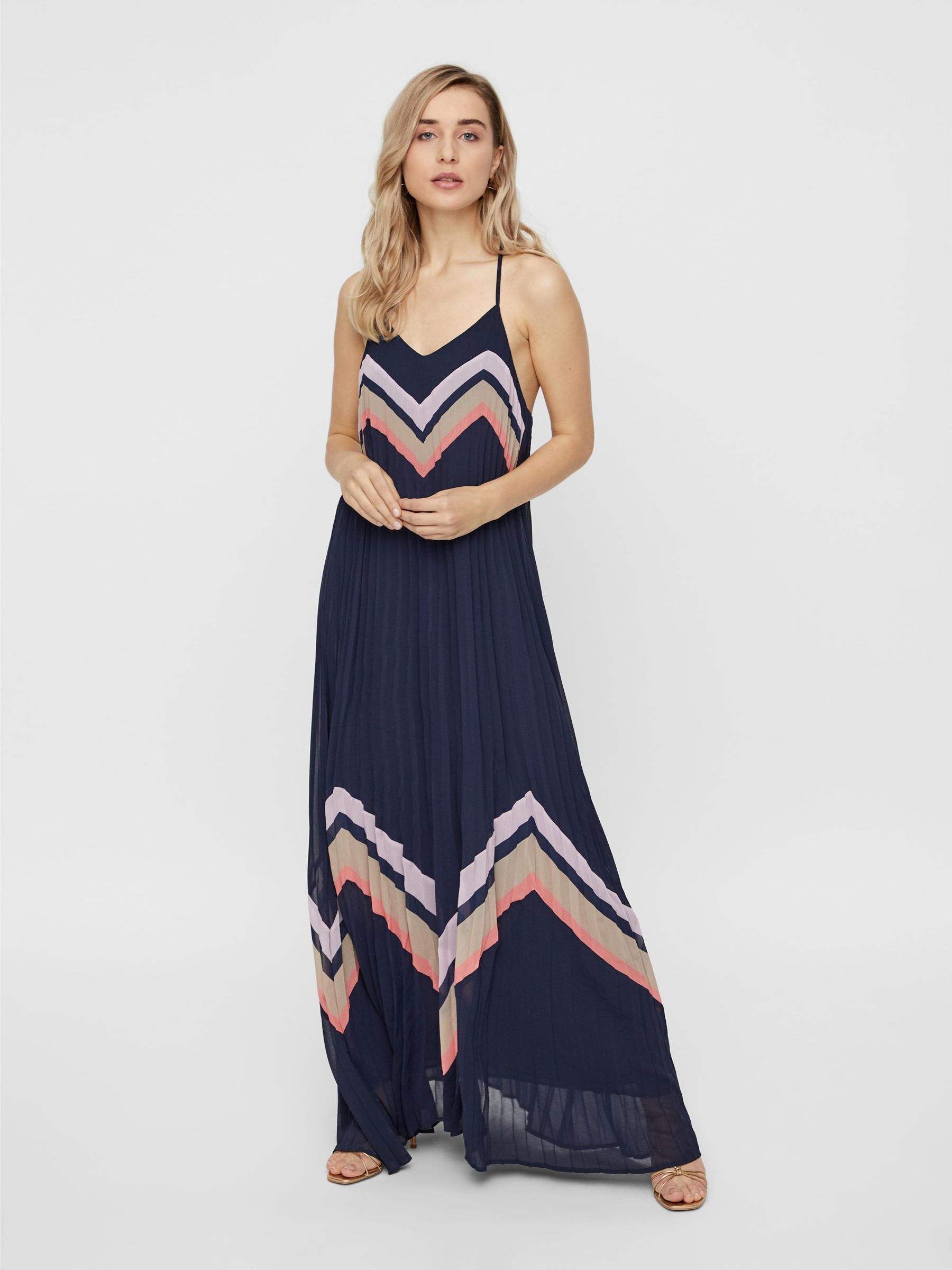 Yas pleated maxi hotsell dress