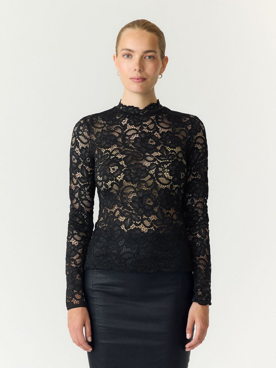 Product tile image YASLACEY KANT TOP MET LANGE MOUWEN, Black 26039992_Black