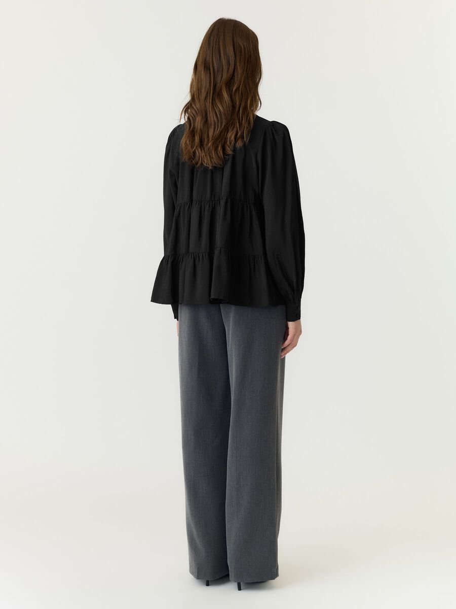 Carousel image - YASPALA SHIRT, Black | 2