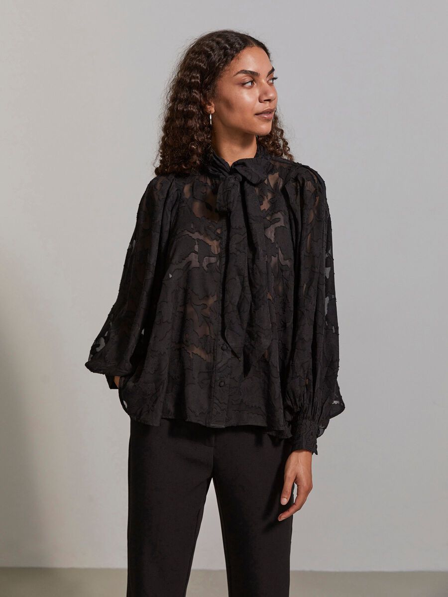Y.A.S YASVIVA BALLOON SLEEVE TOP, Black, highres - 26024468_Black_003.jpg