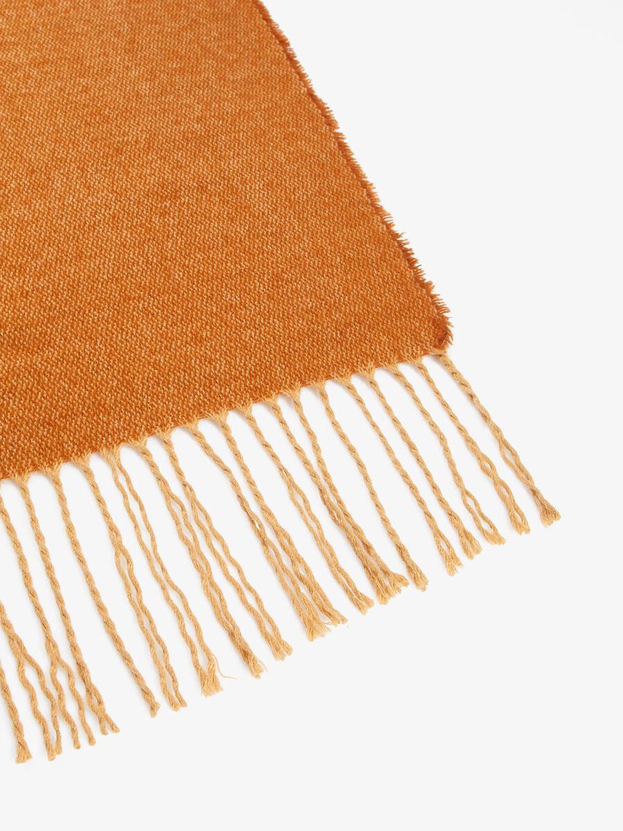 YAS OVERSIZED TASSEL-DETAIL SCARF, Caramel Café, highres - 26015869_CaramelCaf_006.jpg