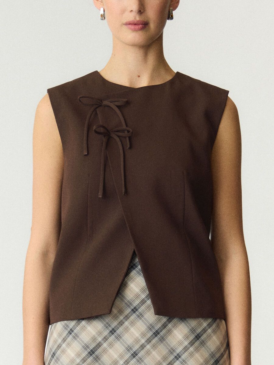 Carousel image 3 YASTORIL GILET TOP, Coffee Bean