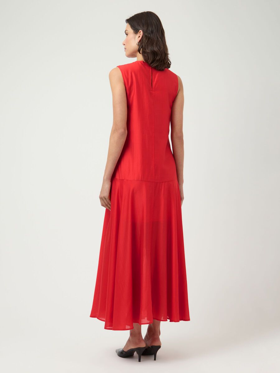 Carousel image - YASPERA ROBE LONGUE, Poinsettia | 2