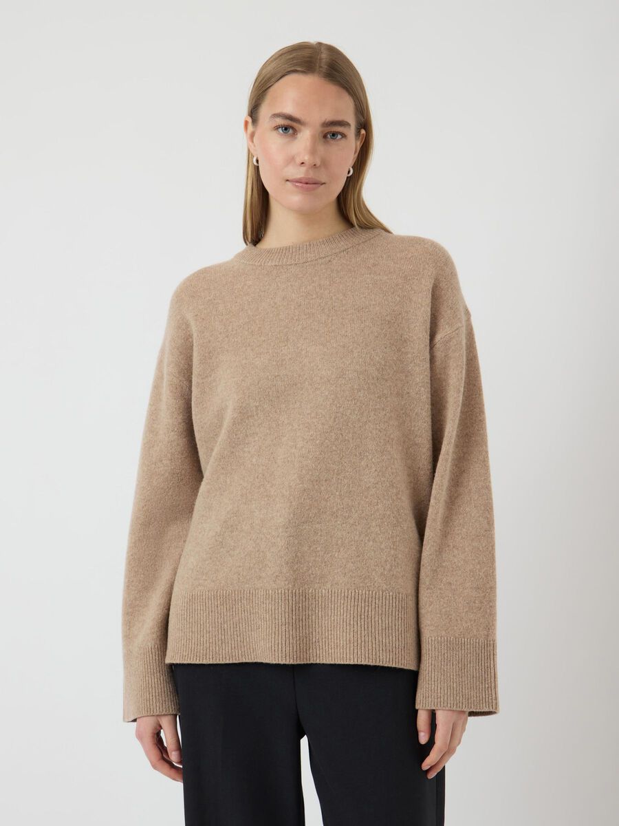 Carousel image - YASNOLA KNITTED PULLOVER, Oat Milk | 1