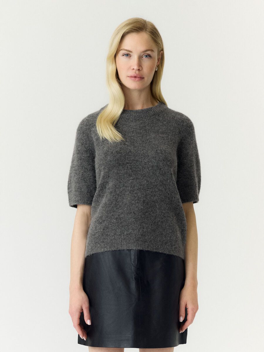 Product tile image YASJOHI KURZARM WOLLMIX PULLOVER, Medium Grey Melange 26040997_MediumGreyMelange
