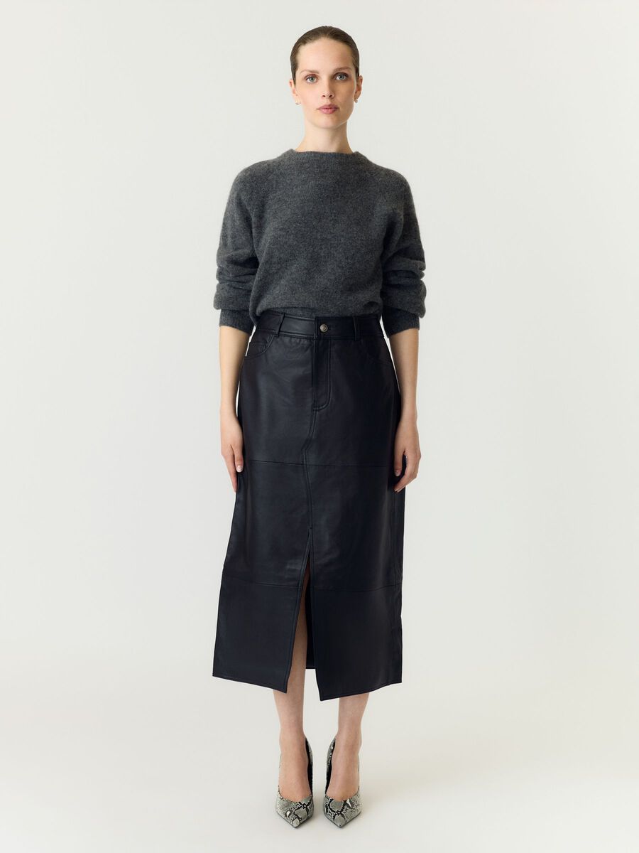 Carousel image - YASMINA LEATHER MIDI SKIRT, Black | 4