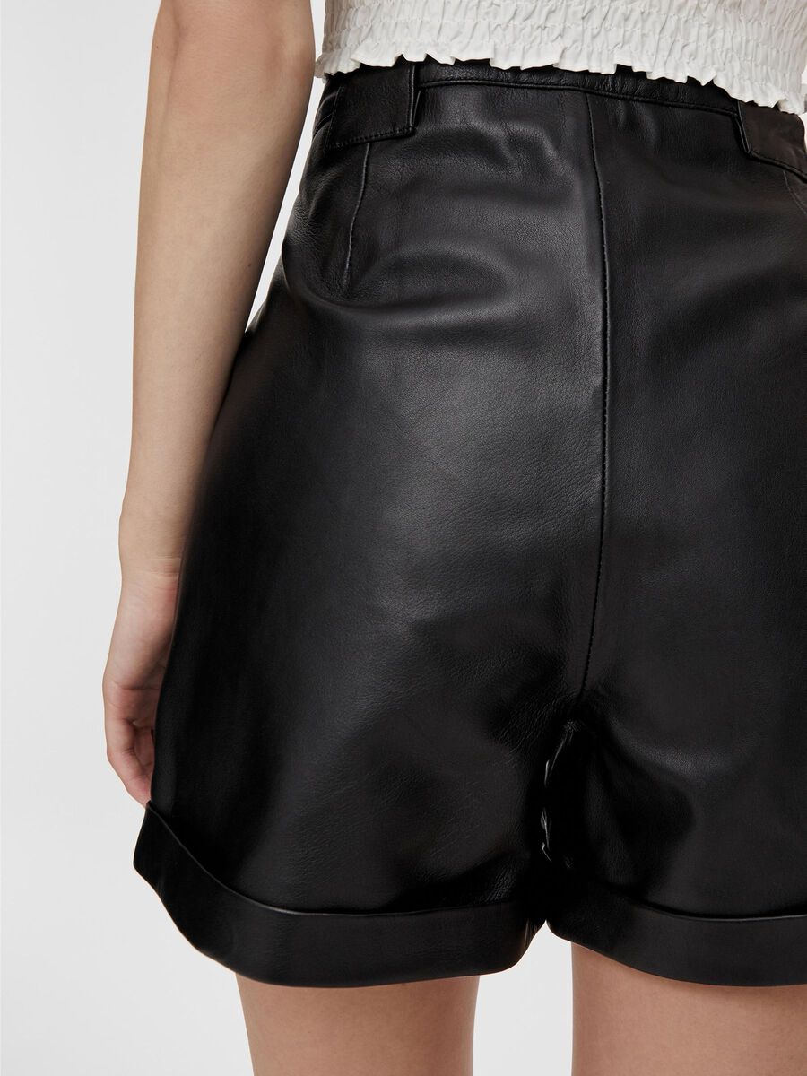 Carousel image - YASBINE LEATHER SHORTS, Black | 5