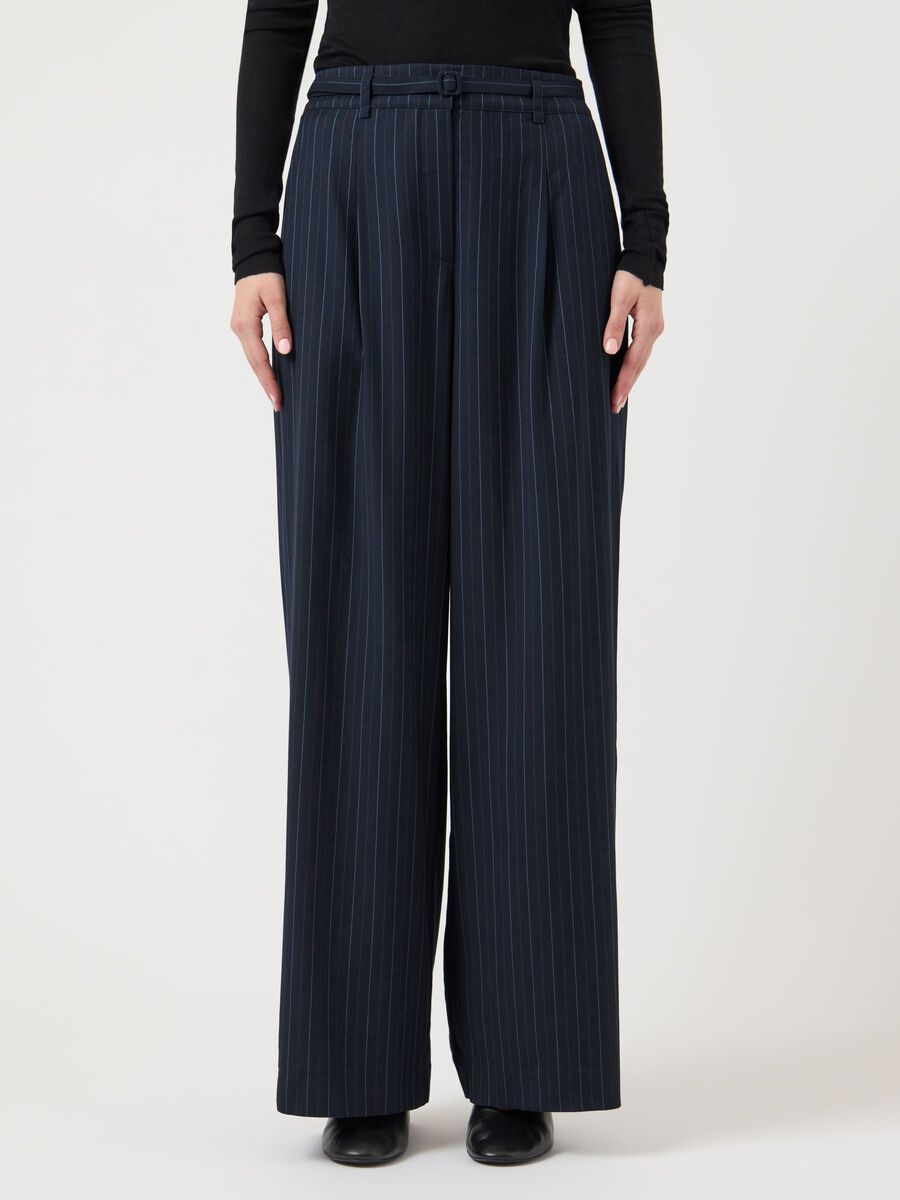Carousel image - YASPIMIS HMW PINSTRIPE PANTALONI, Navy Blazer | 1