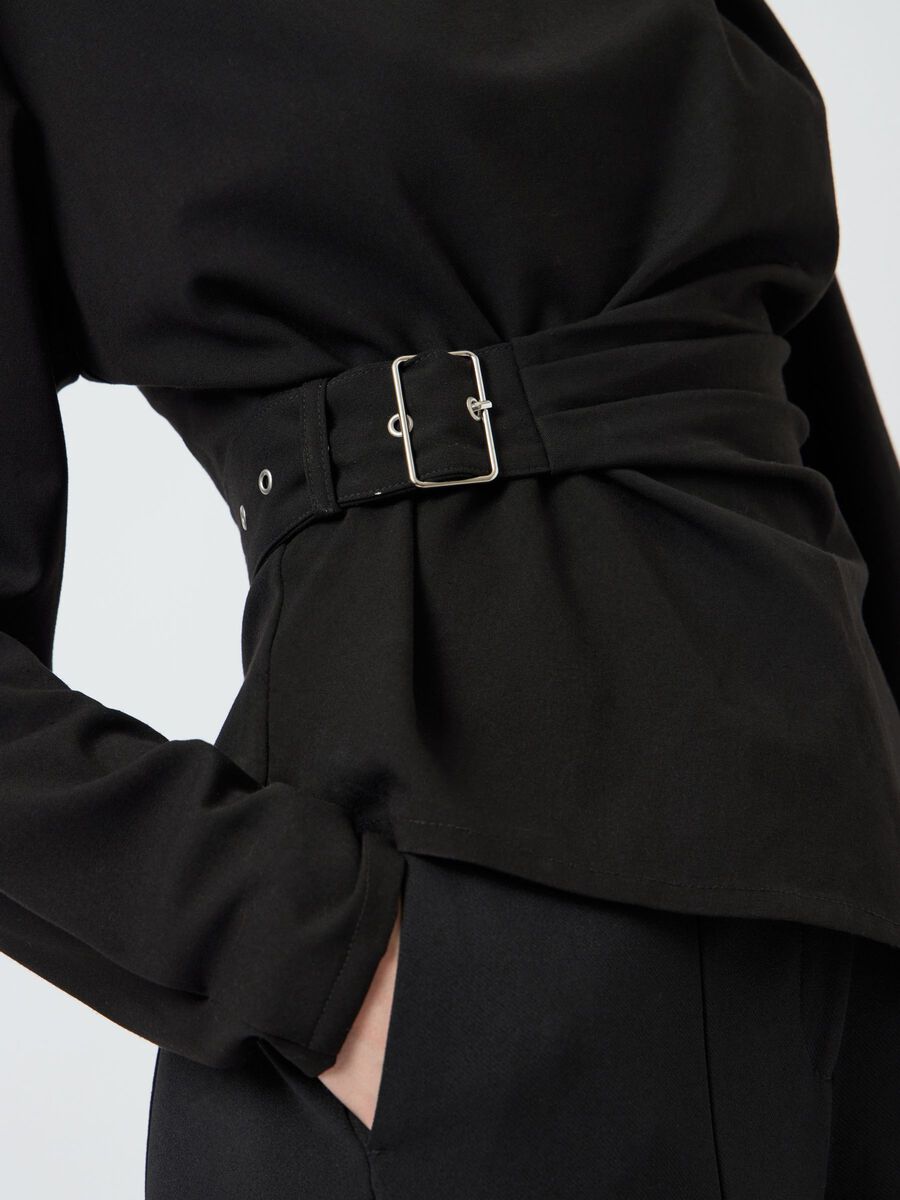 Carousel image - YASTUMINO PITKÄHIHAINEN TOPPI, Black | 3