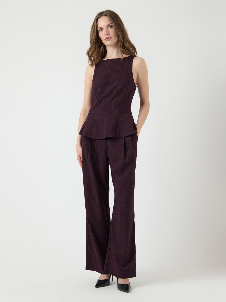 Carousel image - YASBURLA ERMELØS TOPP, Port Royale | 4