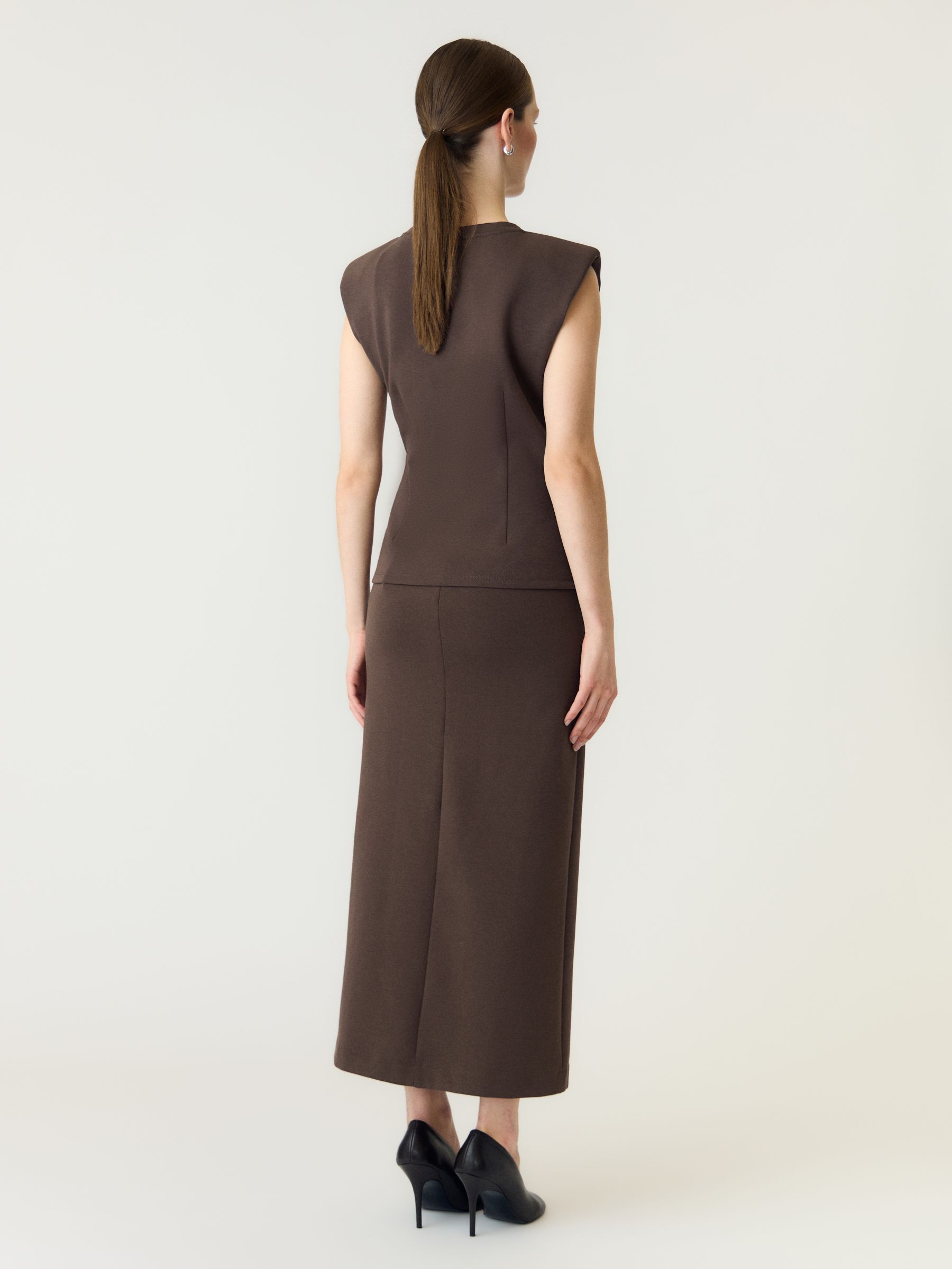 YASPINA SLEEVELESS TOP | Brown | YAS® Sweden
