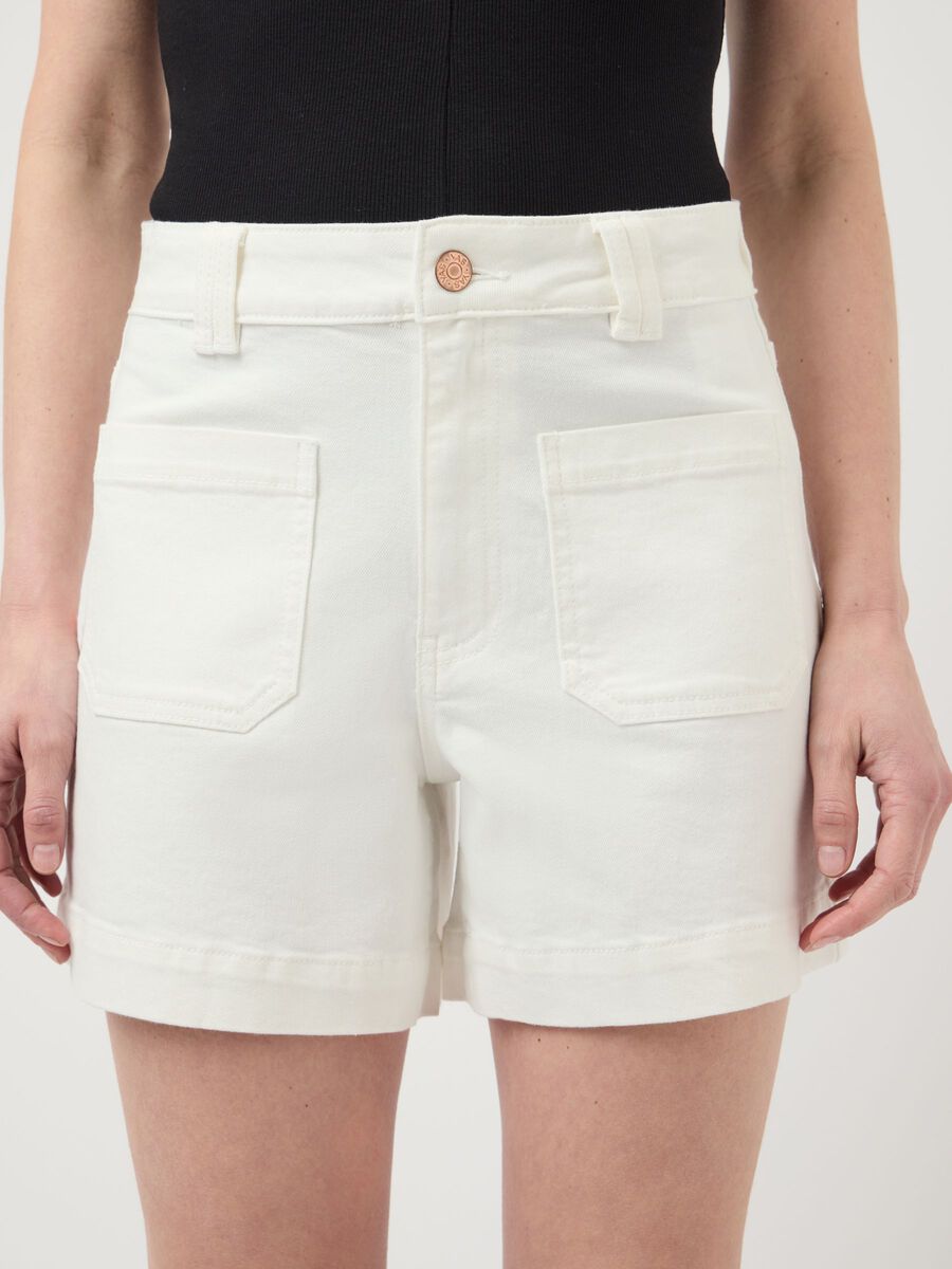 Carousel image - YASNEMA HMW  DENIM SHORTS, Star White | 3