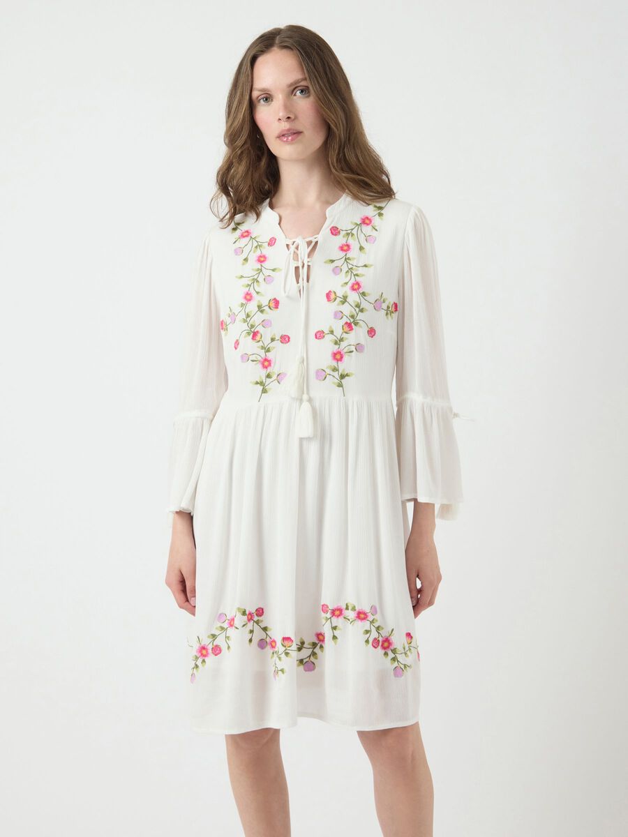 Product carousel image - YASCHELLA TUNIQUE, Star White | 1