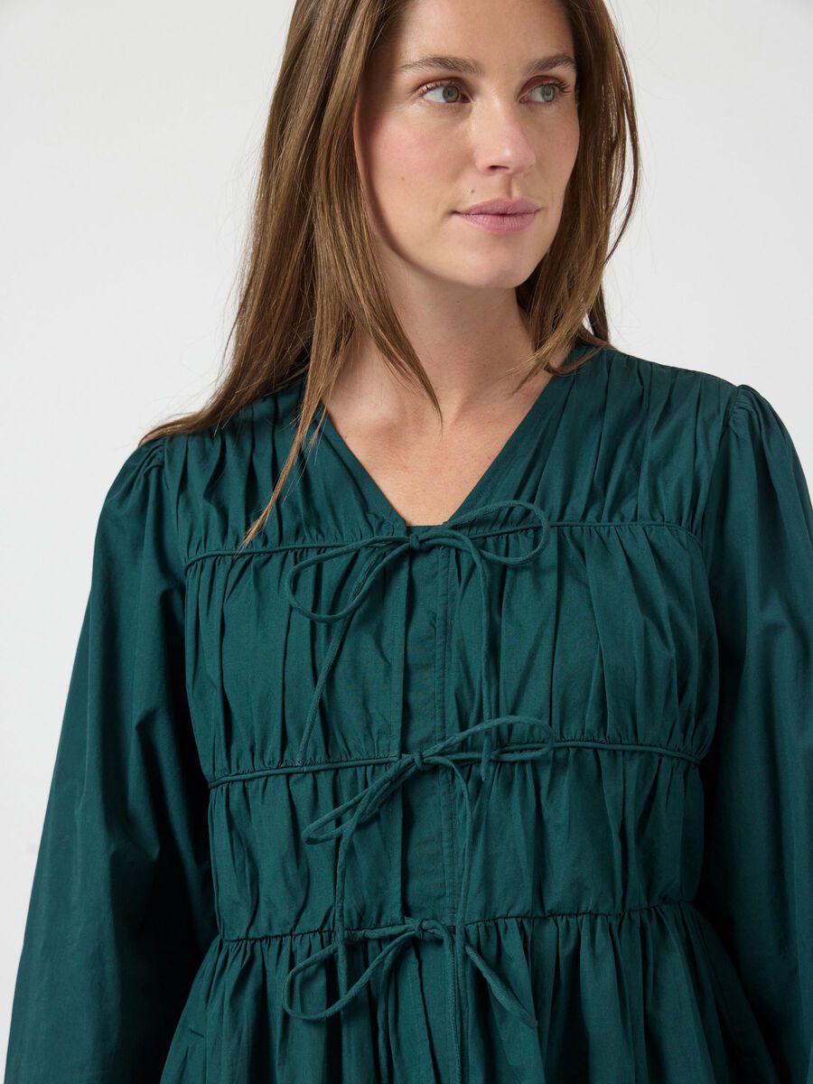 Carousel image - YASEBBA TOP MET LANGE MOUWEN, Ponderosa Pine | 3