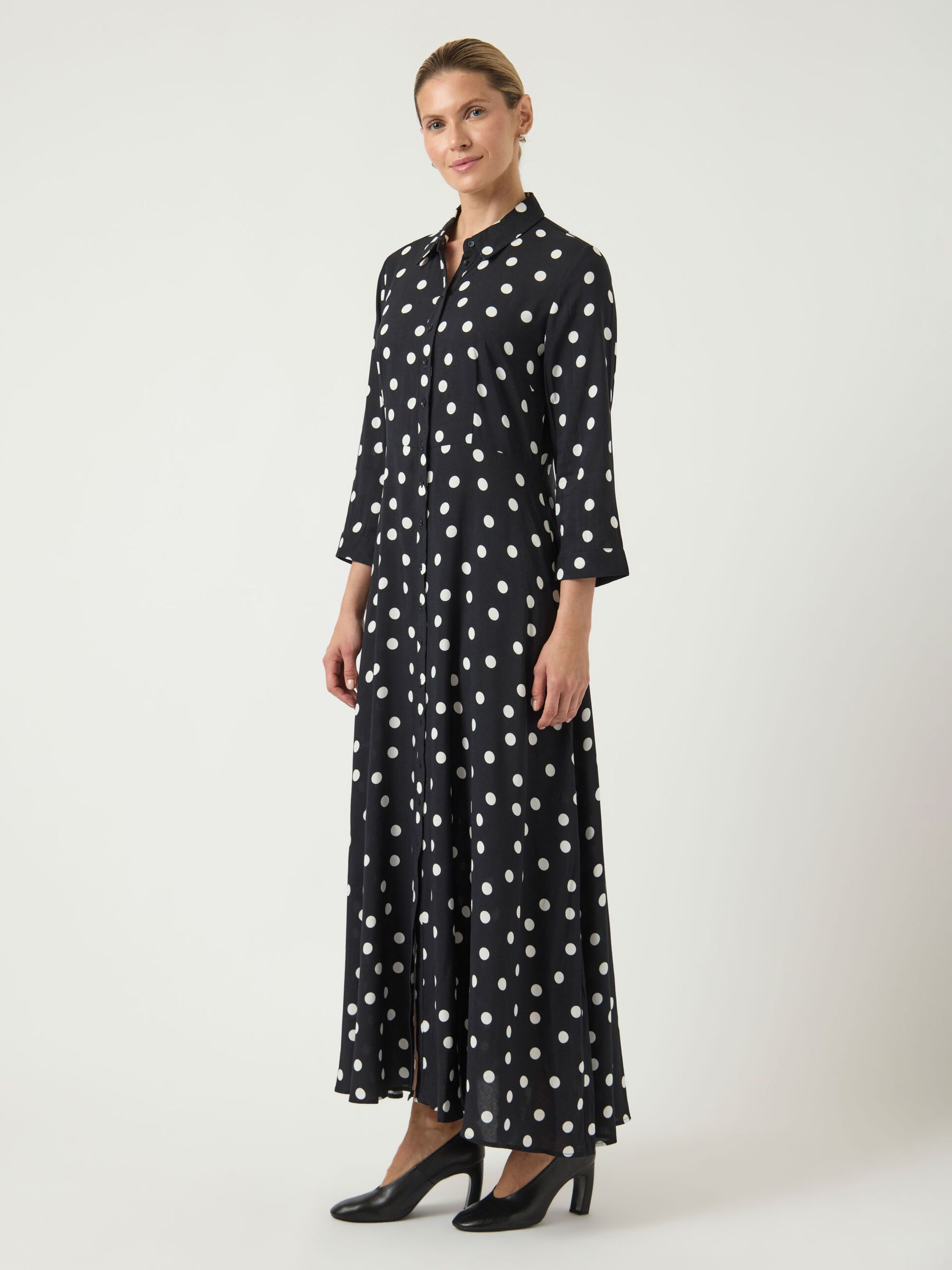 Carousel image - YASSAVANNA JURK, Black | 4
