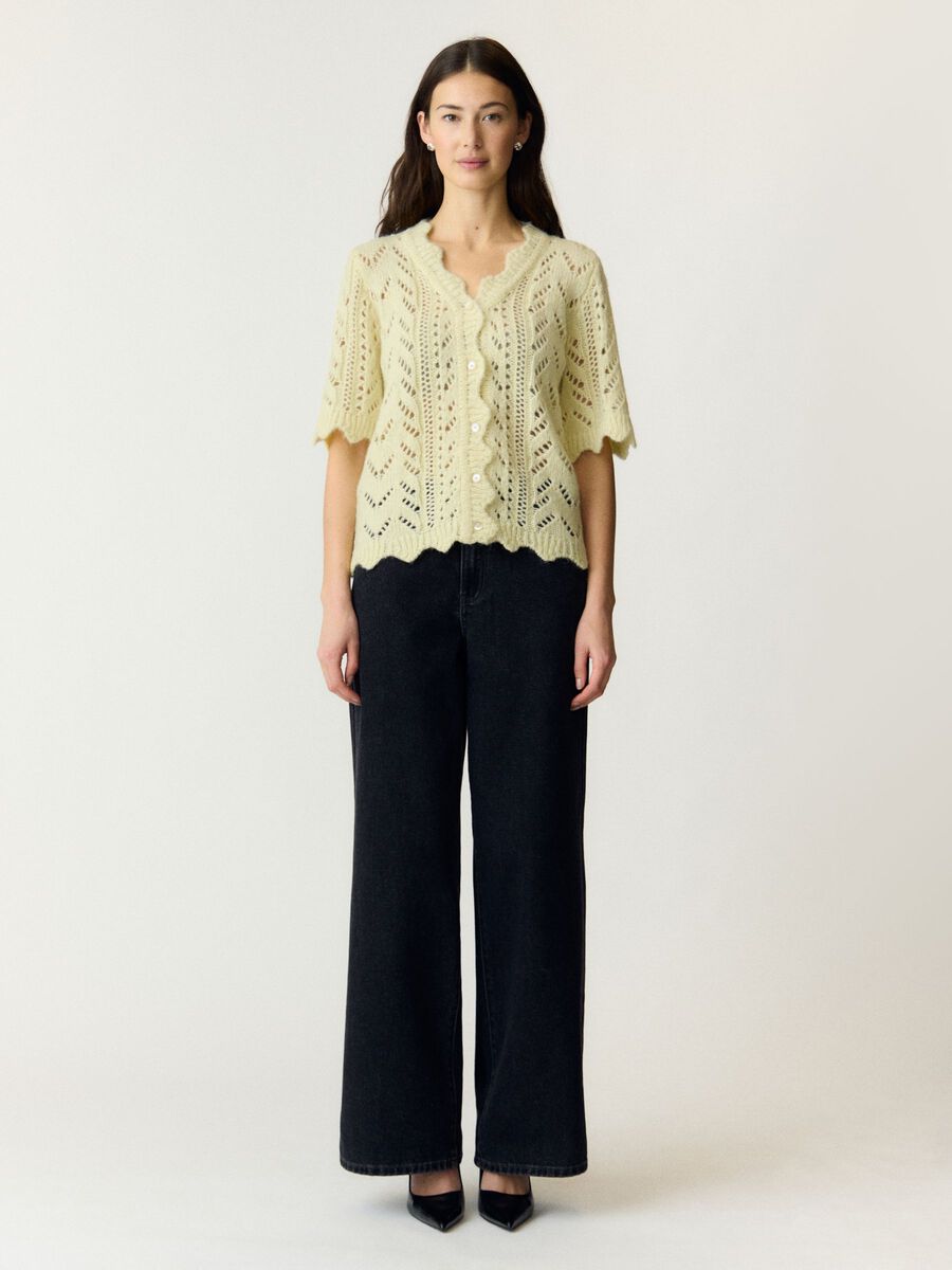 Product carousel image - YASVIENNA STRICKJACKE, Anise Flower | 1