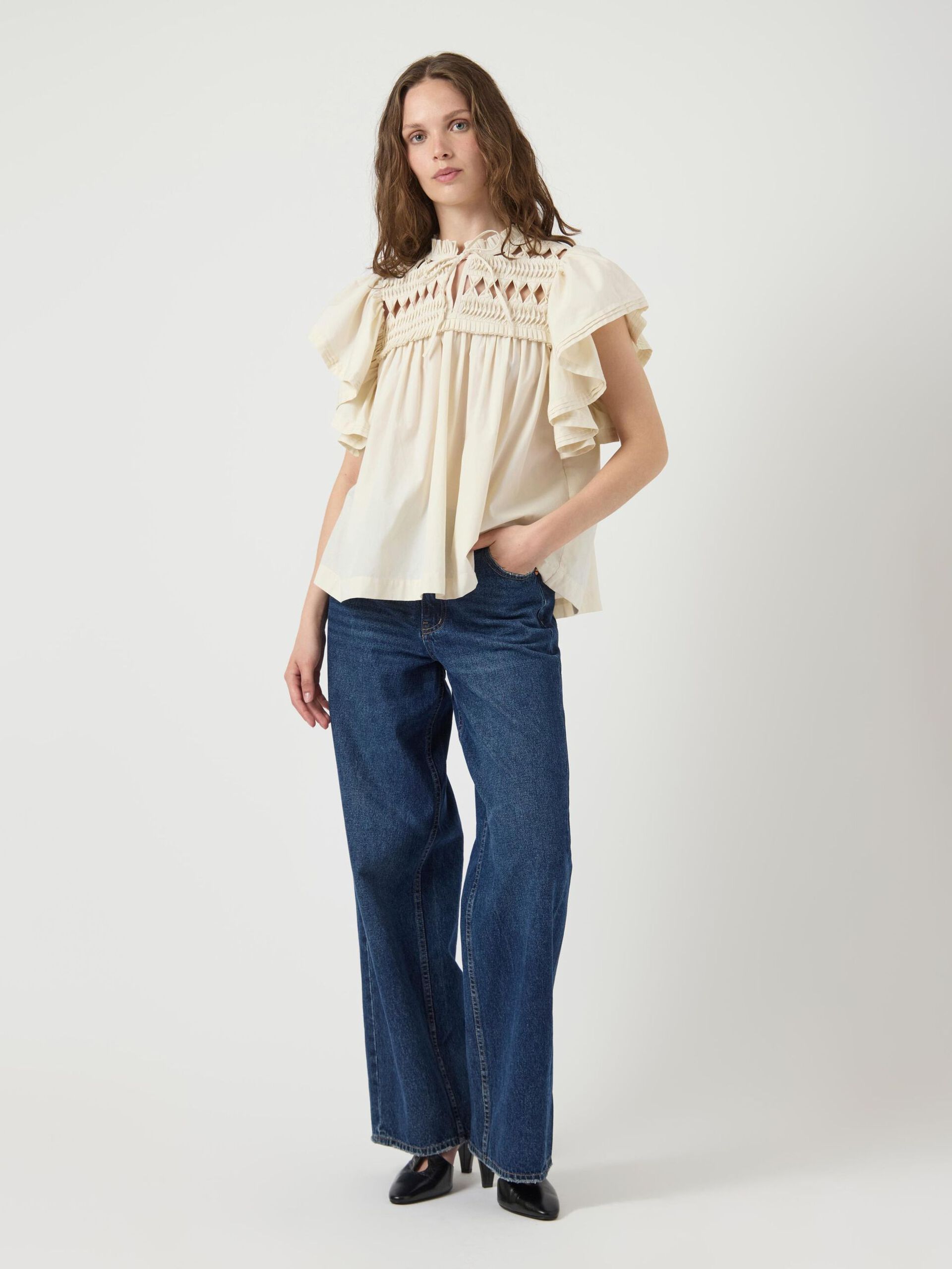 Carousel image - YASLUERA BLUSE MIT KURZEN ÄRMELN, Birch | 4