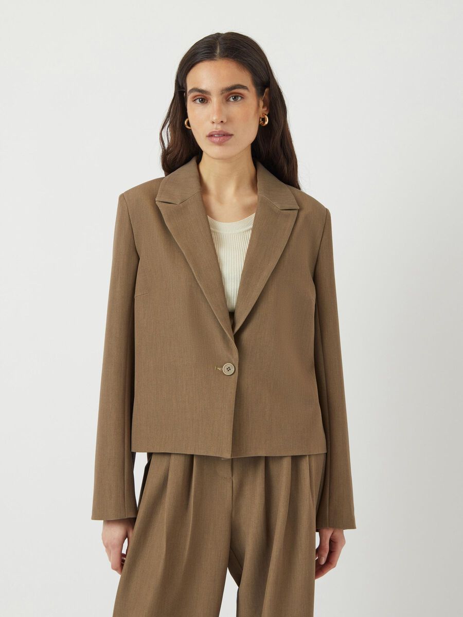 Product carousel image - YASDAKOTA CROPPED BLAZER, Lead Gray | 1