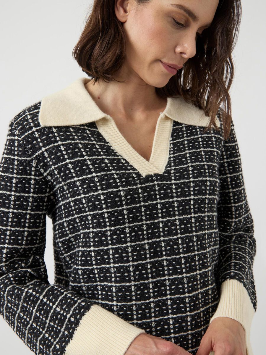Carousel image - YASLIVIA V-AUSSCHNITT STRICKPULLOVER, Black | 3