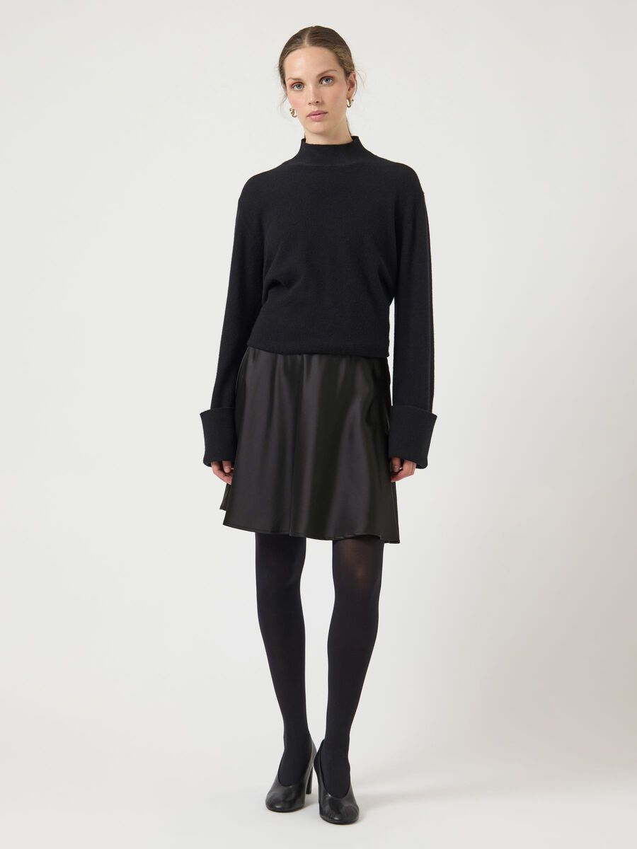 Product carousel image - YASPELLA HW RUNSAS MINIHAME, Black | 1