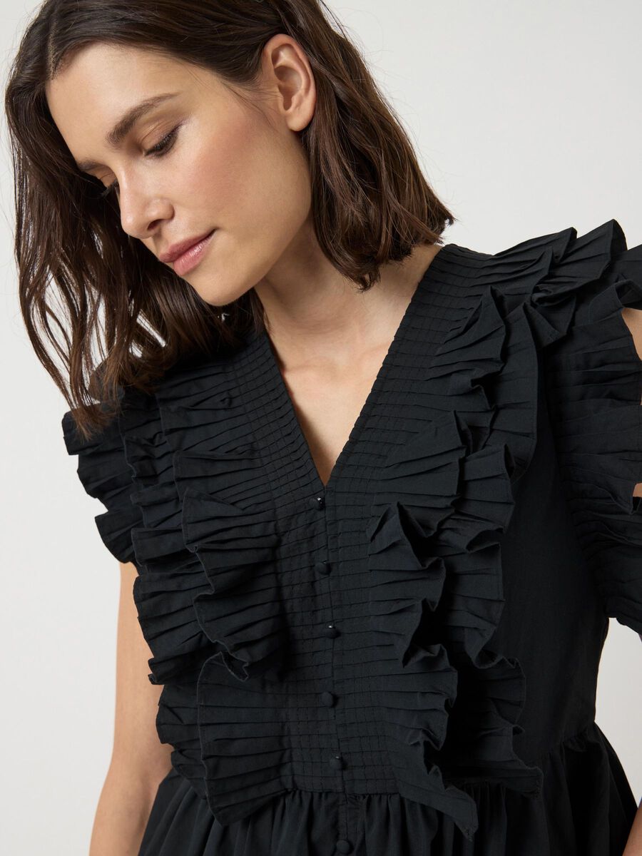 Carousel image - YASRUNA  TOP, Black | 3