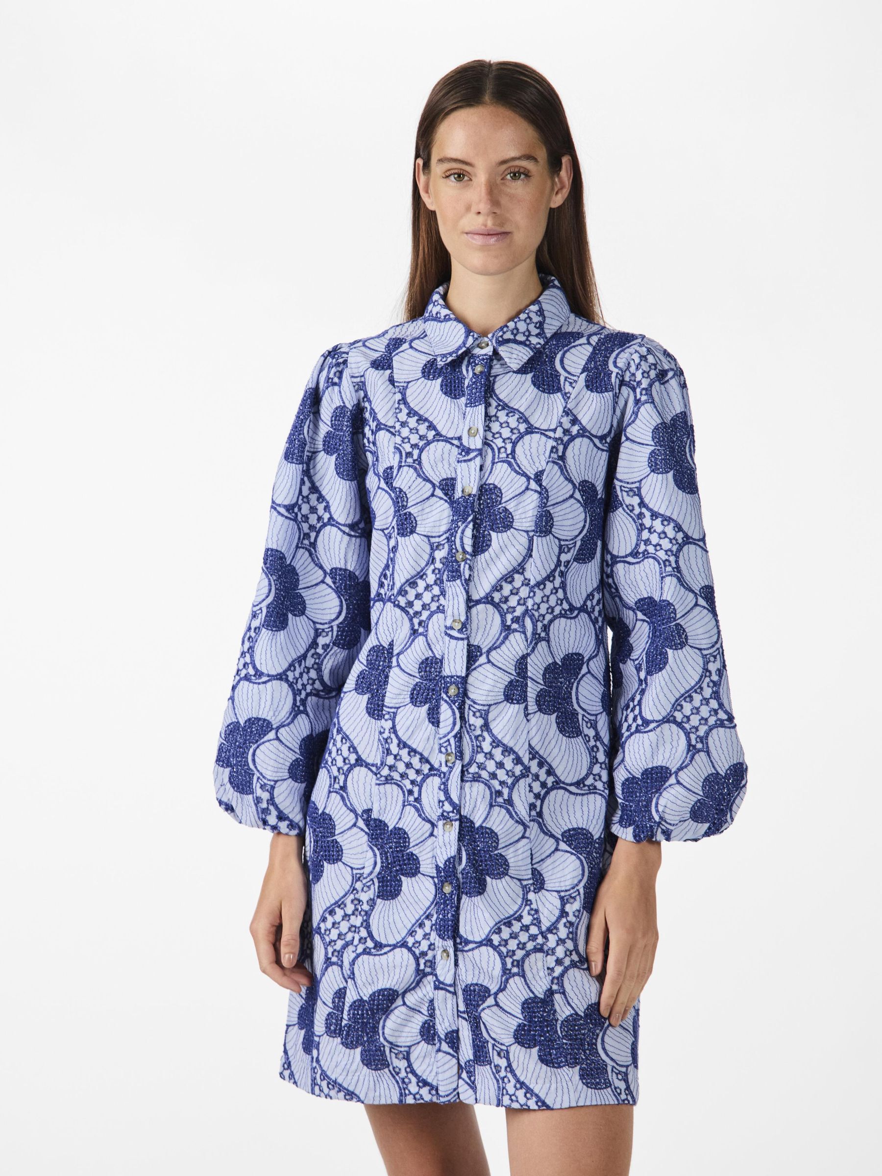 Robe yas discount
