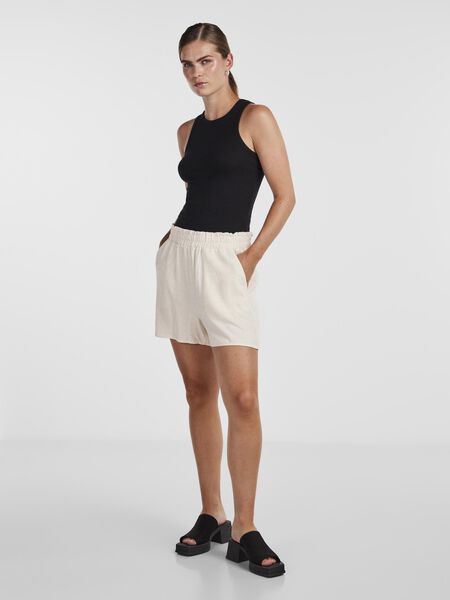 Y.A.S YASVIGGI SHORTS, Eggnog, highres - 26025743_Eggnog_903645_005.jpg