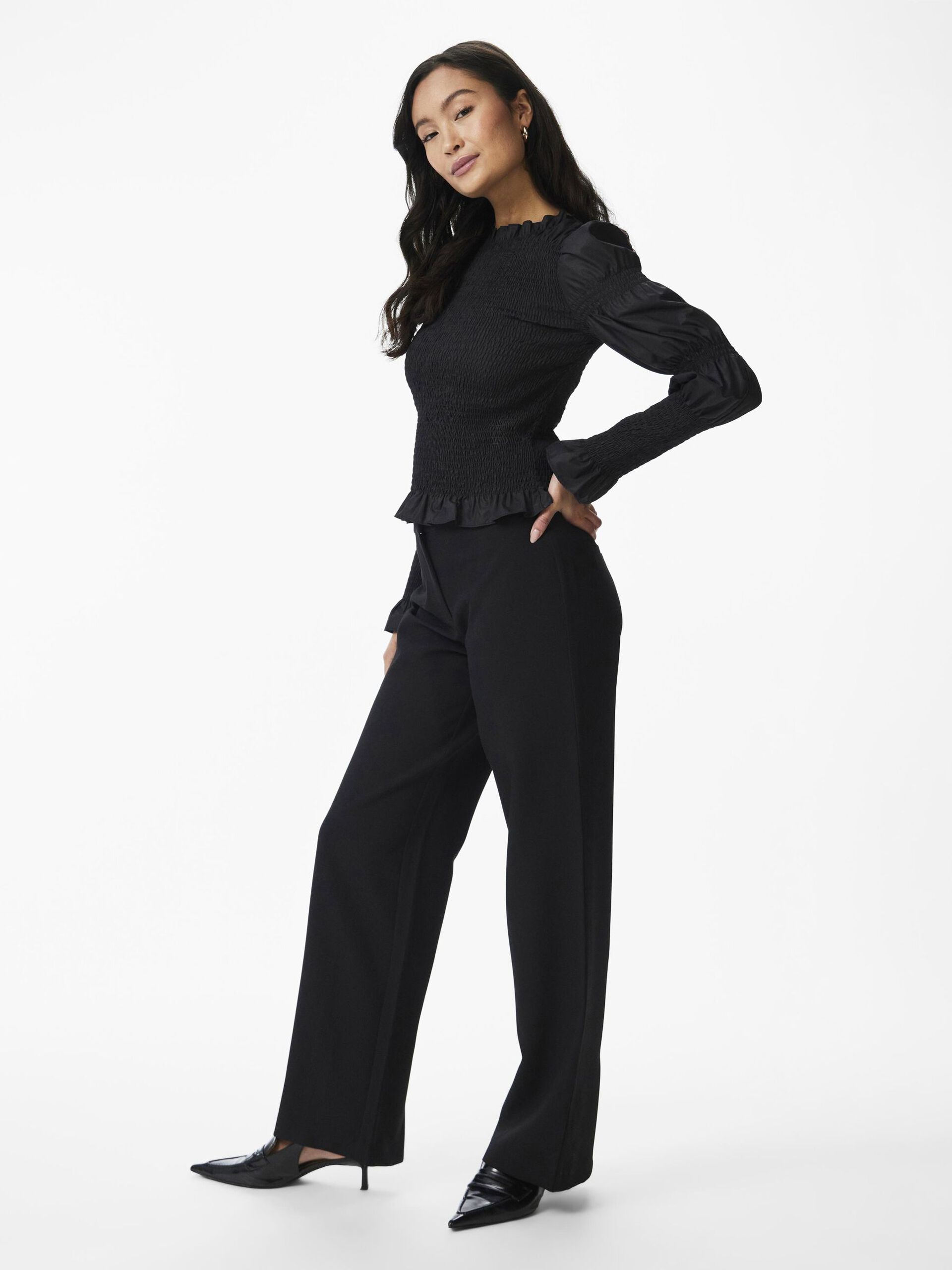 Carousel image - YASCHEMMA SMOCK-BLUSE, Black | 4