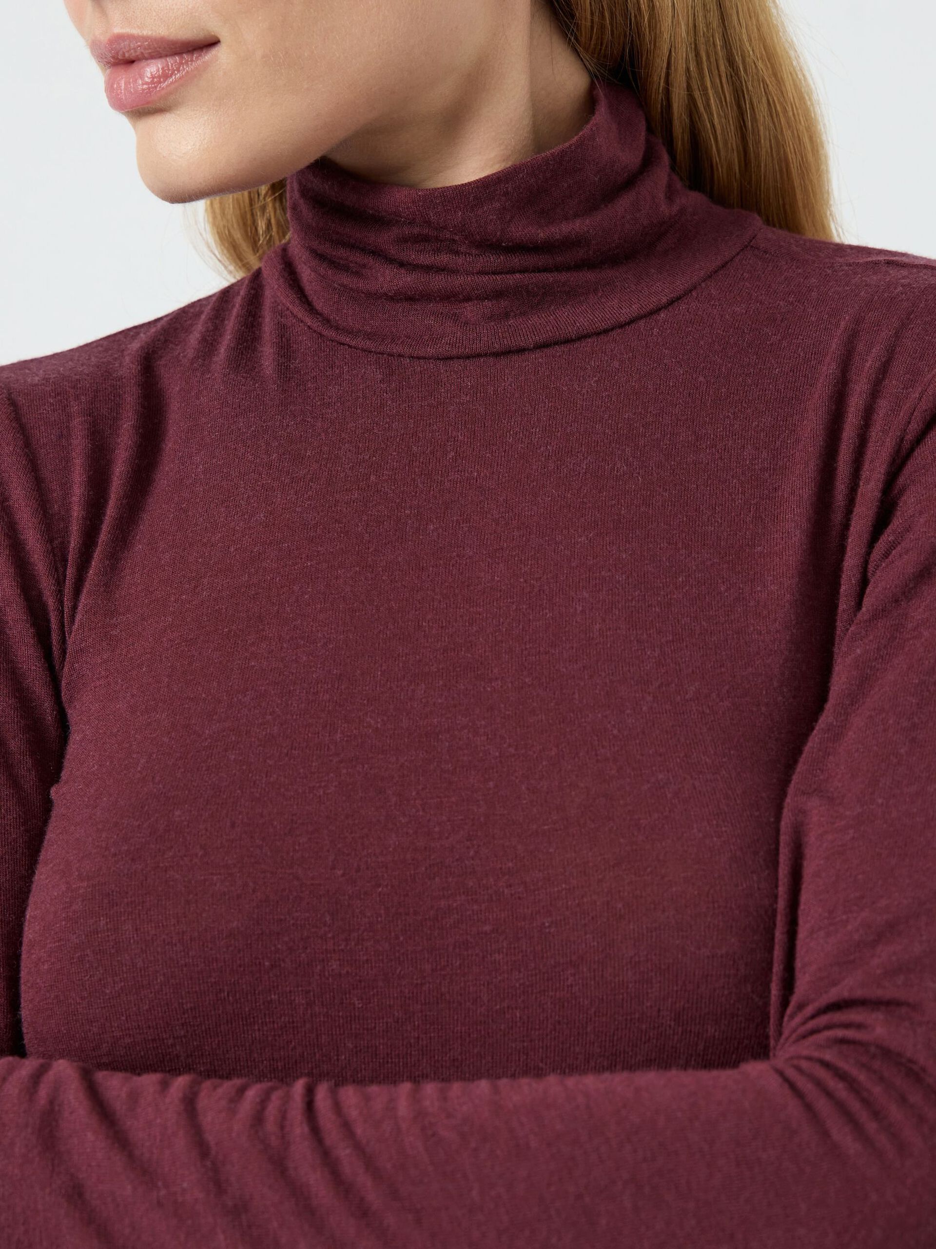 Carousel image - YASWOOLA ULDBLANDING STRIKKET TOP, Port Royale | 3