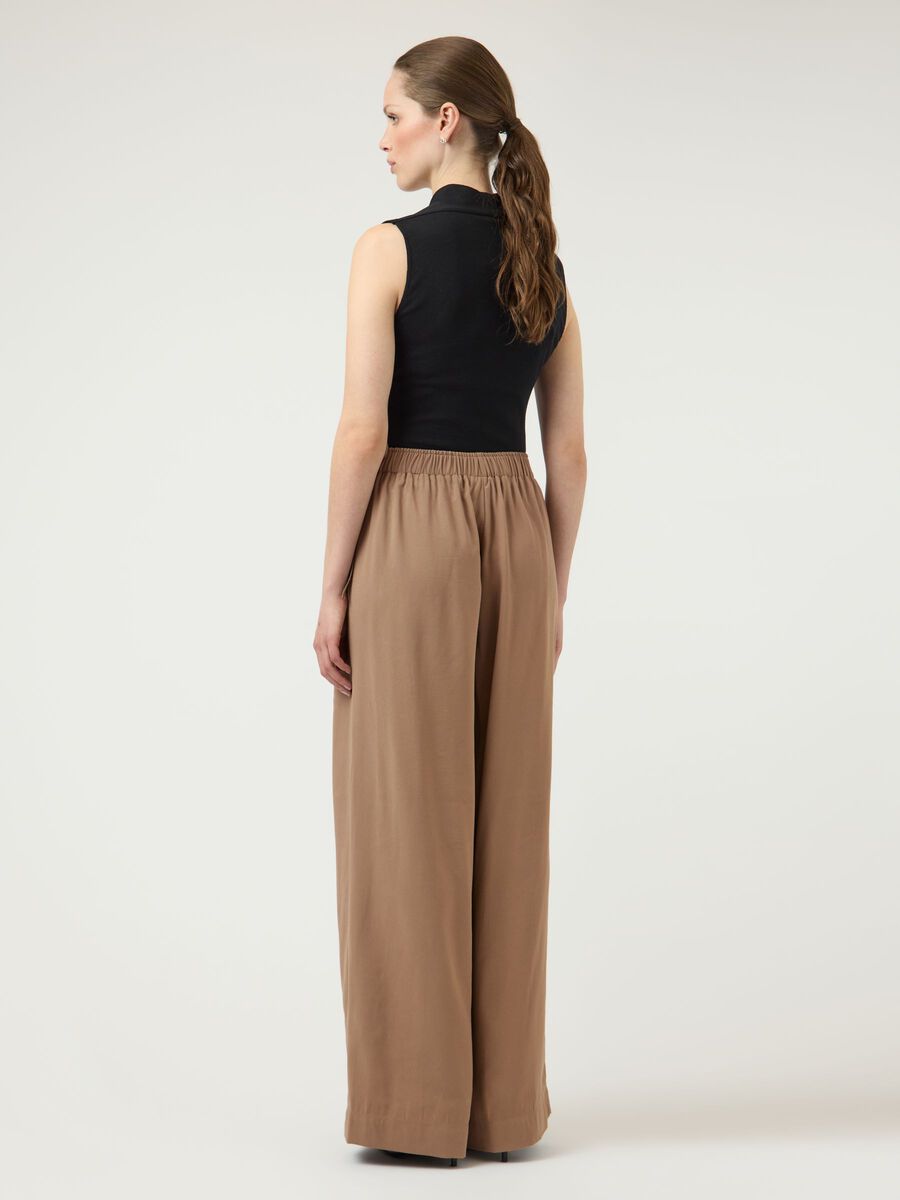 Product carousel image - YASARI HW HOUSUT, Sepia Tint | 2