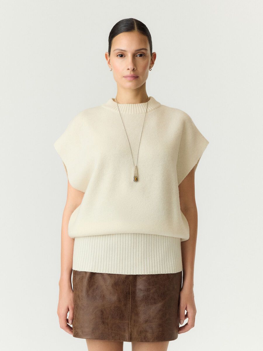 Product tile image YASESLI WOOL BLEND  KNITTED VEST, Pristine 26041671_Pristine
