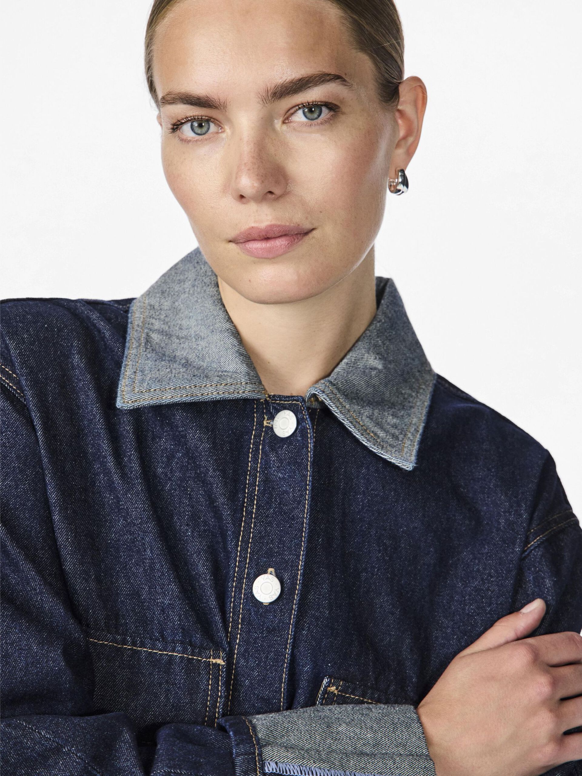 Carousel image - YASMARIA DENIM JACKET, Dark Blue Denim | 6