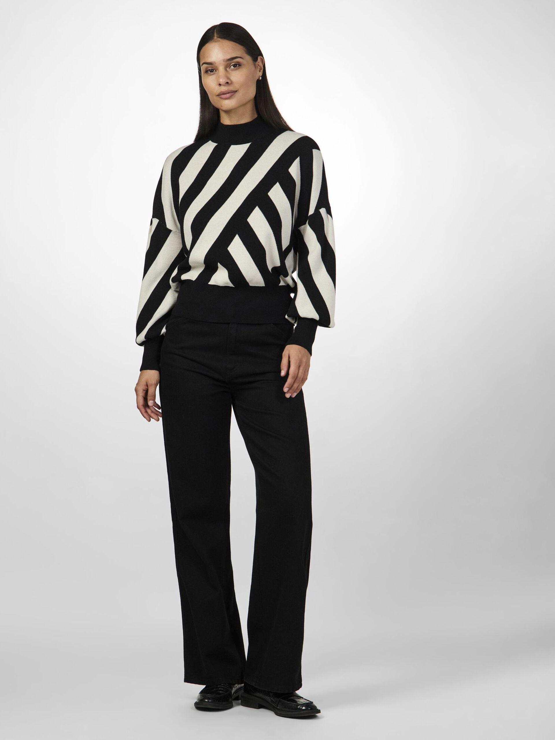 Carousel image - YASFONNY KNITTED PULLOVER, Black | 4