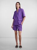 Shop the Look - ys_apr_24_custom.jpg